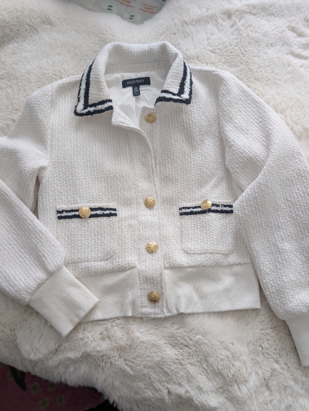 😎 Ellen Tracy White/Cream Tweed Bomber Jacket - Black Trim + Heavy Gold Buttons